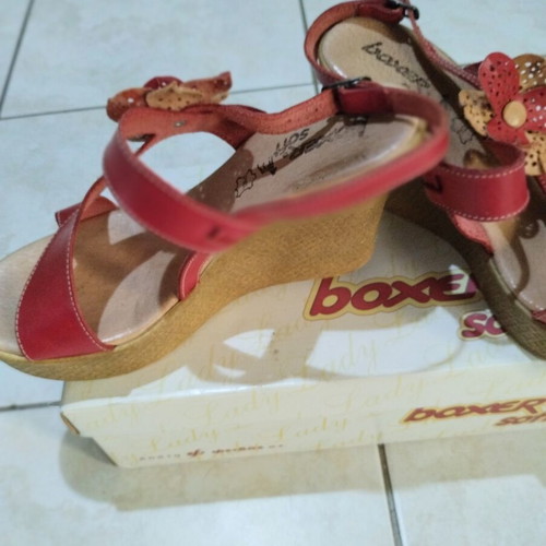 Boxer platform leather sandals, size 37, red