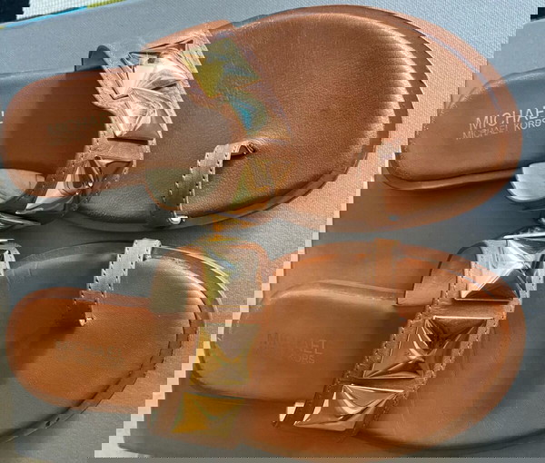 MICHAEL KORS SANDALS