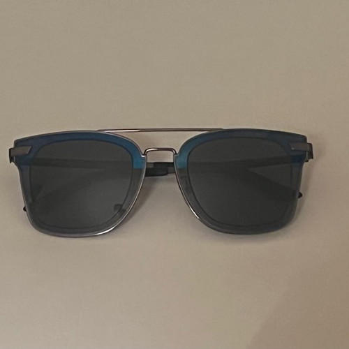 Police women's sunglasses with case and cleaning cloth