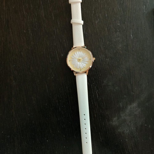 Avon women's watch like new, excellent condition