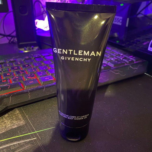 Givenchy shower gel new 75ml
