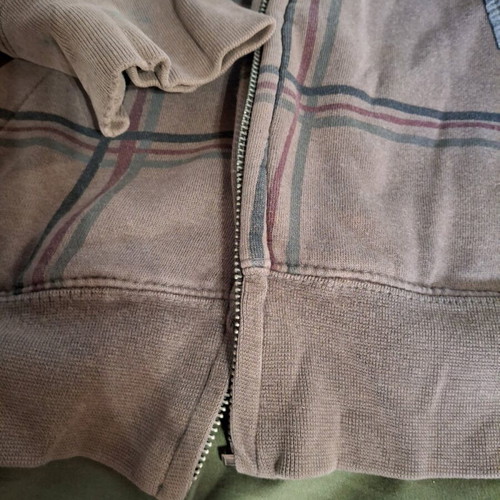 Men's cardigan used without zipper, sizes M and L