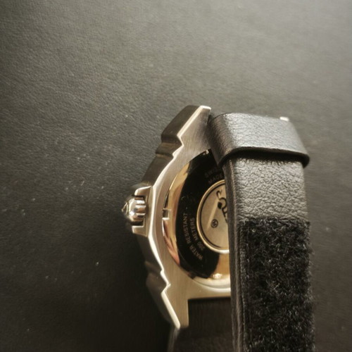 Sector Diver 200m men's watch, Swiss Made Special Numbered Series, NOS