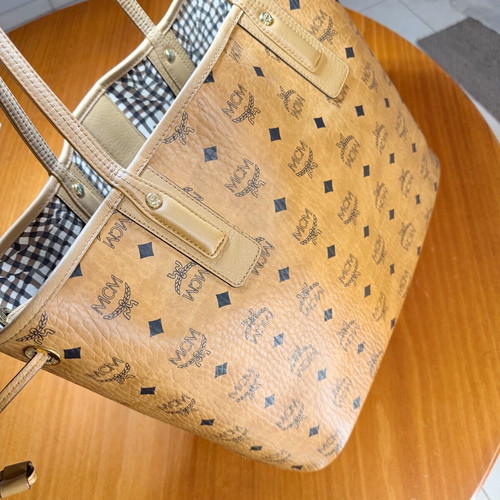 MCM shoulder bag like new, black and brown