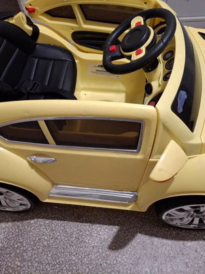 Scorpion Wheels electric car used with remote control