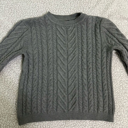 Bershka gray pullover with cable pattern like new