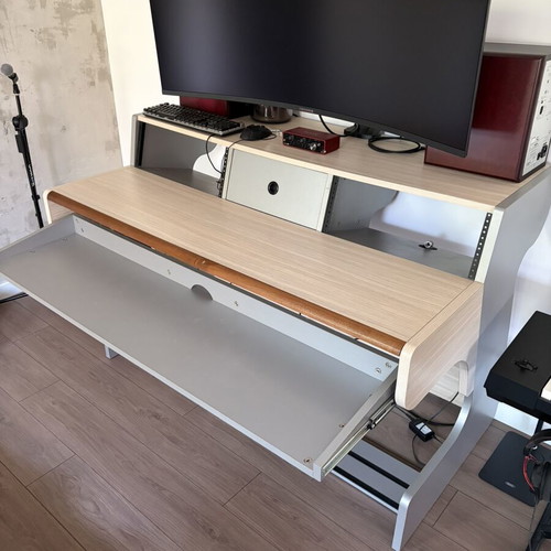 Zaor Miza 88 studio desk