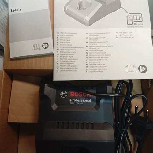 Bosch battery charger 10.5-12V new