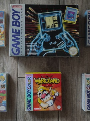 Game Boy original κονσόλα με 5 πλήρη αγγλικά παιχνίδια μεταχειρισμένη