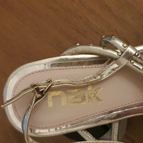 Nak sandals with rhinestones like new, size 37, gold leather