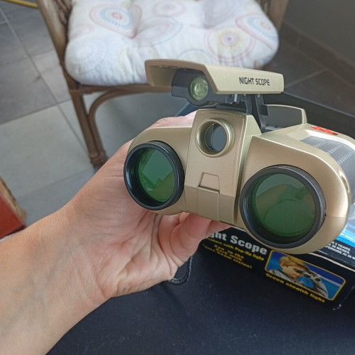 Night Scope 4x30 binoculars like new with lighting and original box