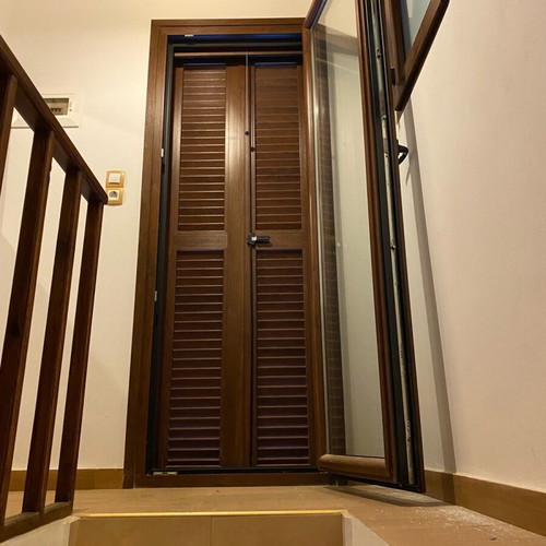 Stone-built maisonette 65 sqm with balcony and fireplace in Sitia