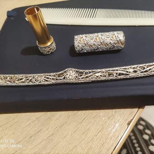 Silver handmade comb 945 and lipstick case like new