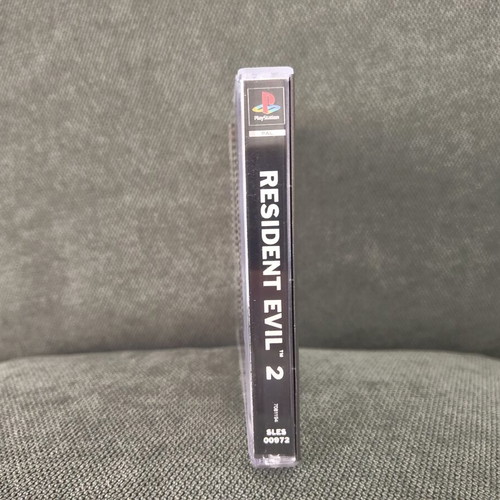 Resident Evil 2 PS1 game used, UK English version