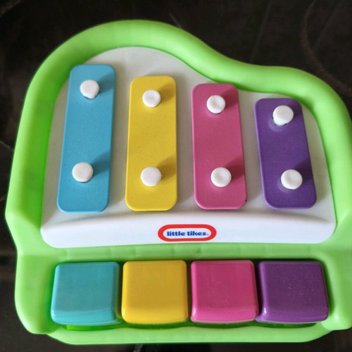 Little Tikes piano like new for babies and toddlers