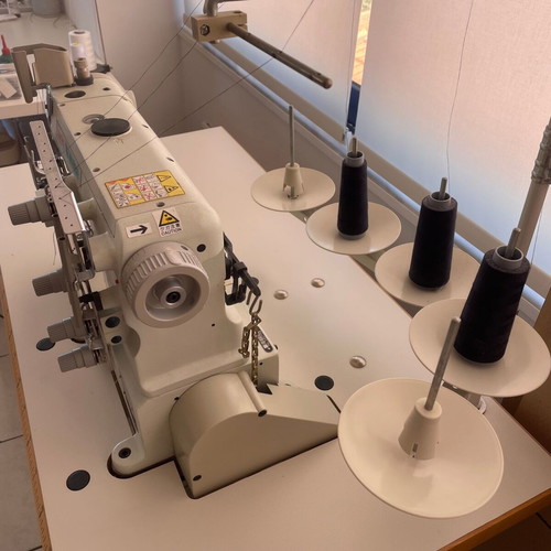 Pegasus Professional 5-Thread W562 Overlock Sewing Machine like new