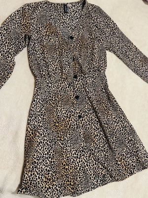 Leopard dress H&M like new, size S 36 8, beige multicolor