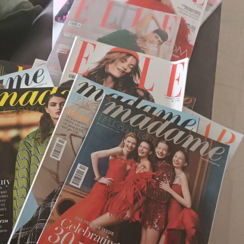 Magazine collection like new, 8 Elle, 3 Elle Decoration, 8 Madame Figaro, 3 Harper's Bazaar, 1 Shape