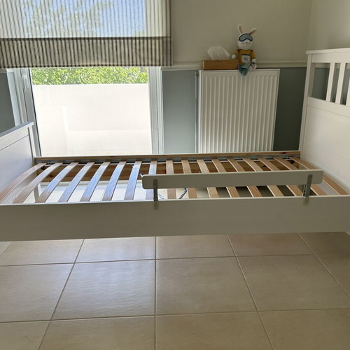 Ikea Hemnes Bed 90x200 with Nattapa Guardrail like new, pine wood