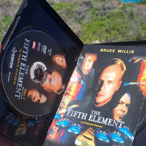 Το πέμπτο στοιχείο DVD μεταχειρισμένο, δράσης περιπέτεια θρίλερ με υπότιτλους
