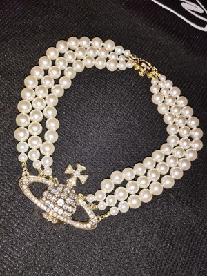 Vivienne Westwood Vintage Y2K 3-Layer Gold Saturn Pearl Necklace