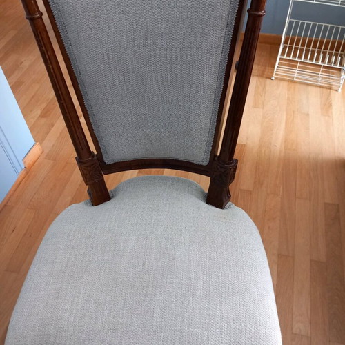Dining chair made of walnut wood with beige fabric new