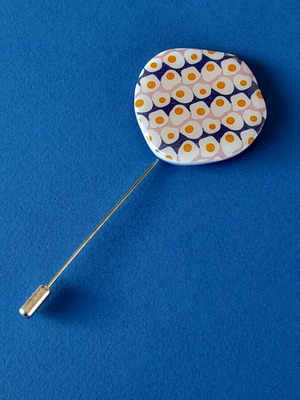 M-art S-tudio handmade pin multicolored, new