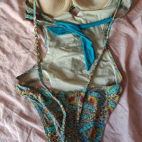 One-piece swimsuit Bilitis like new, paisley print, size EU 70C