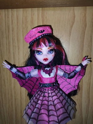 Monster High OOAK Haunt Couture Draculaura doll made to order