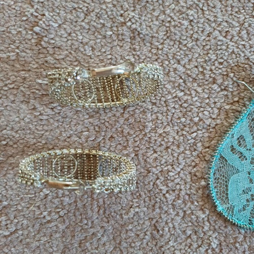 Set of 2 faux bijoux earrings like new, turquoise