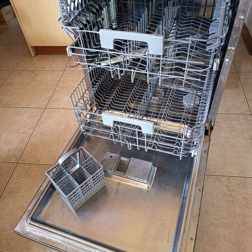 Candy dishwasher large 60cm inox used, freestanding or built-in