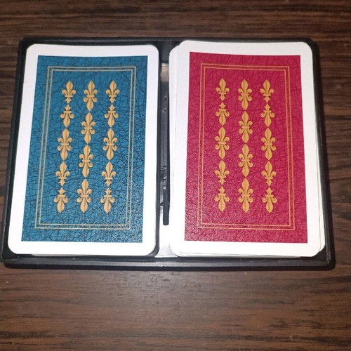 KEM USA collectible playing cards like new with plastic case