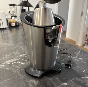 VICKO Ανοξείδωτος ηλεκτρικός Στίφτης 600 W με δοχείο 400 μλ.