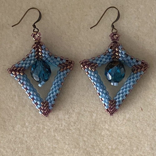 Handmade geometric earrings with Miyuki beads and blue crystal