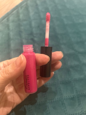 Mini MAC Lipgloss like new, used once