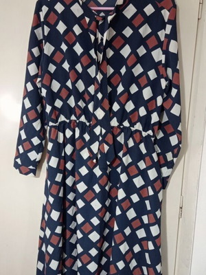 Рокля Julia Bergovich с геометричен десен като нова, синьо-екрю-терракота