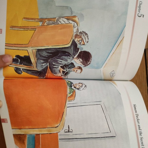 Mini English learning book like new