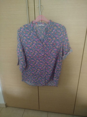 Alessandra floral summer shirt one size, new, colorful purple