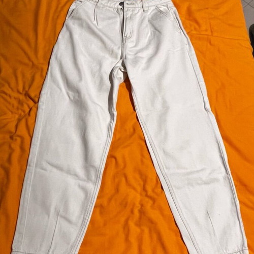 Stradivarius jeans lightly used, size XS, white