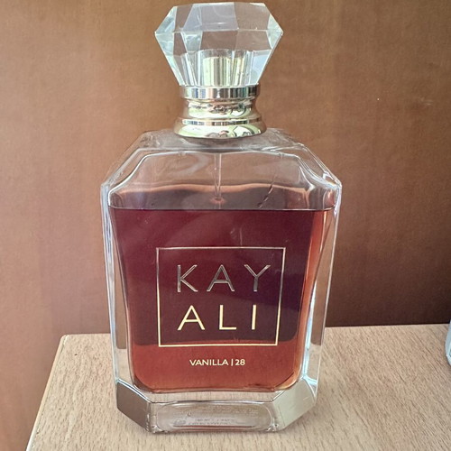 Kayali Vanilla 28 Eau de Parfum 100ml women's fragrance
