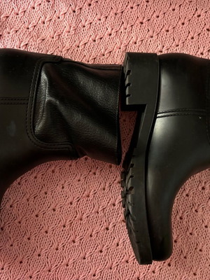 Feng shoes new, waterproof with removable bracelet