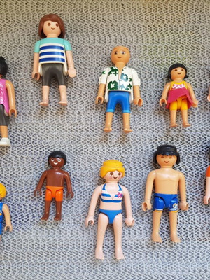 Playmobil summer theme figures pack of 10 used