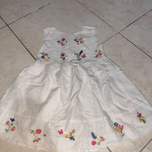 Mayoral summer dress for girls size 7 white with flowers like new