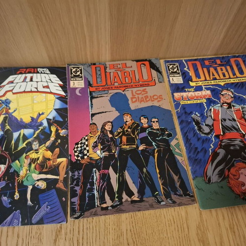 Comics used, all together without damage