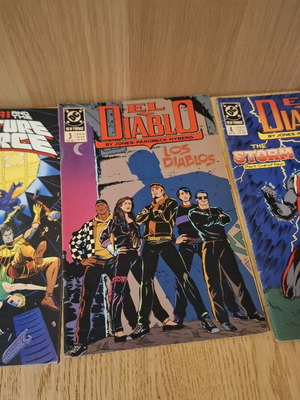 Comics used, all together without damage