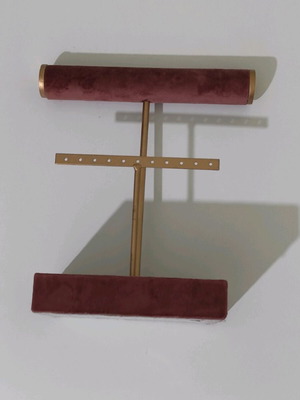 jewellery stand (βάση κοσμημάτων)