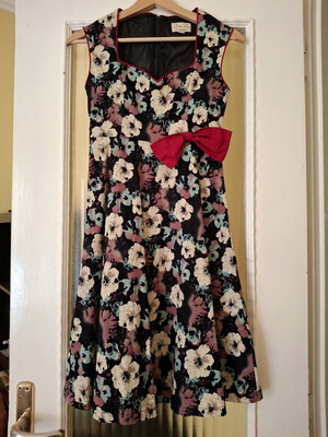 Unforgettable 50's Dress Lindy Bop
