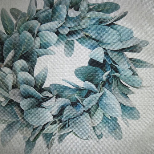Pillow cover new with green wreath on ecru background 43x43cm