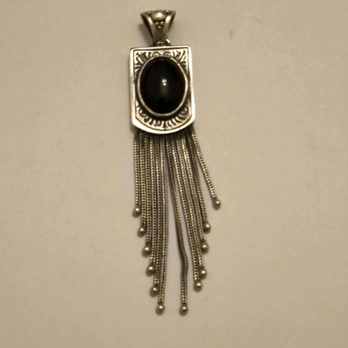 Silver 925 handmade pendant with onyx like new