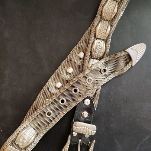 Metal belt used, length 60-70cm, width 3cm